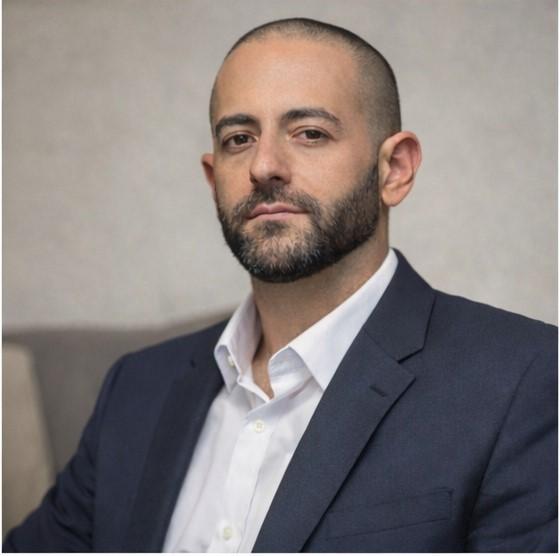 Corey Shelowitz, founder of ShellScriptz